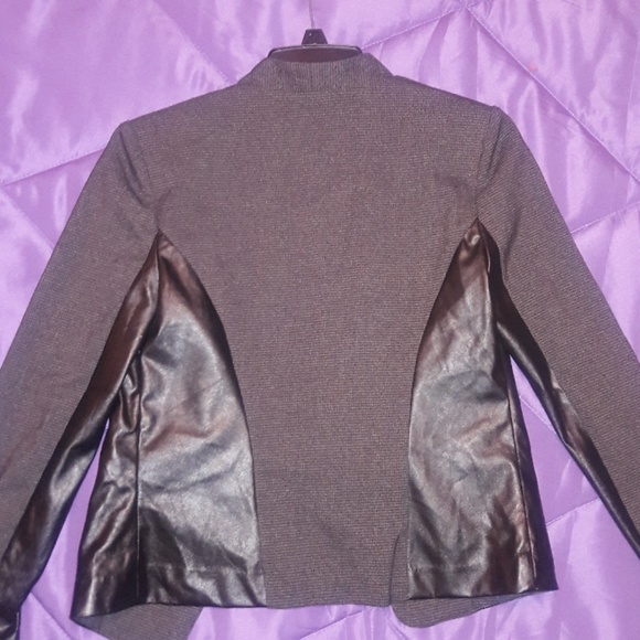 Jacket - Picture 6 of 6